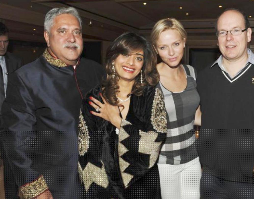 সম্প্রতি দু’জনে তাঁদের সম্পর্কের তিন বছর পূর্তি সেলিব্রেট করেছেন লন্ডনে। আর তার পরই সামনে আসে দু’জনের বিয়ের খবর।