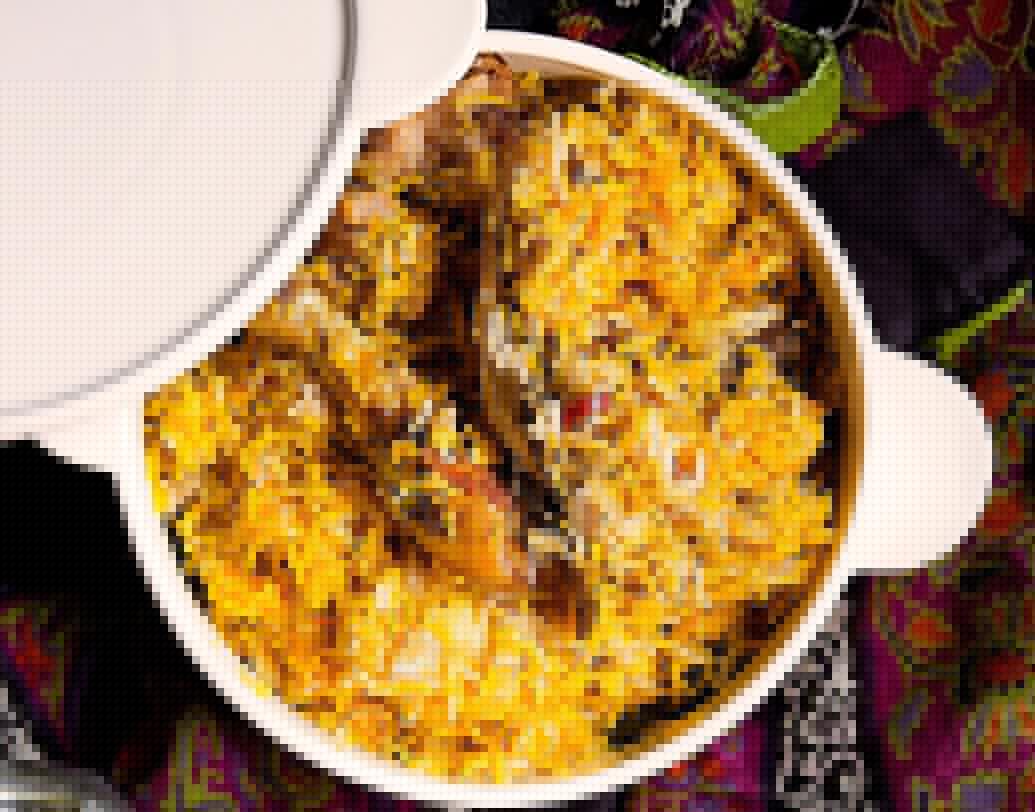 কী কী লাগবে: ১ কেজি চিকেন, ২ কাপ বাসমতী চাল, ৩টে মাঝারি সাইজের আলু খোসা ছাড়িয়ে অর্ধেক করে কাটা, ২টো কাঁচালঙ্কা চেরা, ২টো মাঝারি পেঁয়াজ কুচনো, ৮ কোয়া রসুন বাটা, ৩ ইঞ্চি স্টিক আদা বাটা, ১টা মাঝারি দারচিনি, ৩টো ছোট এলাচ, ৪টো লবঙ্গ, ২টো তেজপাতা, ২ টেবল চামচ বিরিয়ানি মশলা, ২ টেবল চামচ ঘি, ১ টেবল চামচ তেল, ২ চা চামচ গোলাপ জল, ১ চা চামচ কেওড়া জল, কেশর: ১০-১২ স্ট্র্যান্ড, ১ চা চামচ মিঠা আতর, ২ টেবল চামচ উষ্ণ দুধ, নুন। বিরিয়ানি মশলার জন্য: ১টা ছোট দারচিনি, ২টো ছোট এলাচ, ২টো লবঙ্গ, এক চতুর্থাংশ নাটমেগ, অর্ধেক শাহ জিরা, ৪-৫টা গোলমরিচ, ১টা বড় এলাচ, ১টা স্টার আনিজ।