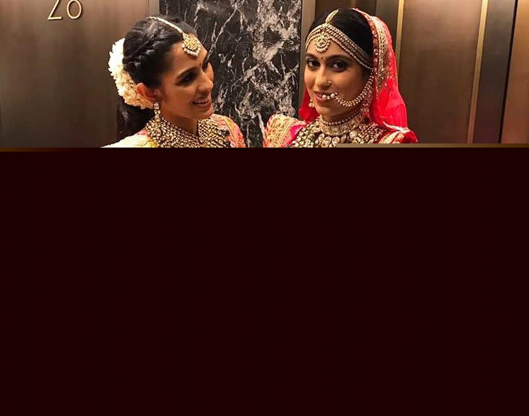 এই বিয়ে নিয়ে অবশ্য মুখ খুলছে না দুই পরিবার। তবে জানা গিয়েছে, কয়েক দিনের মধ্যেই বাগ্‌দানের তারিখ ঘোষণা হয়ে যাবে। ছবিতে বাঁ দিকে রয়েছেন শ্লোক।