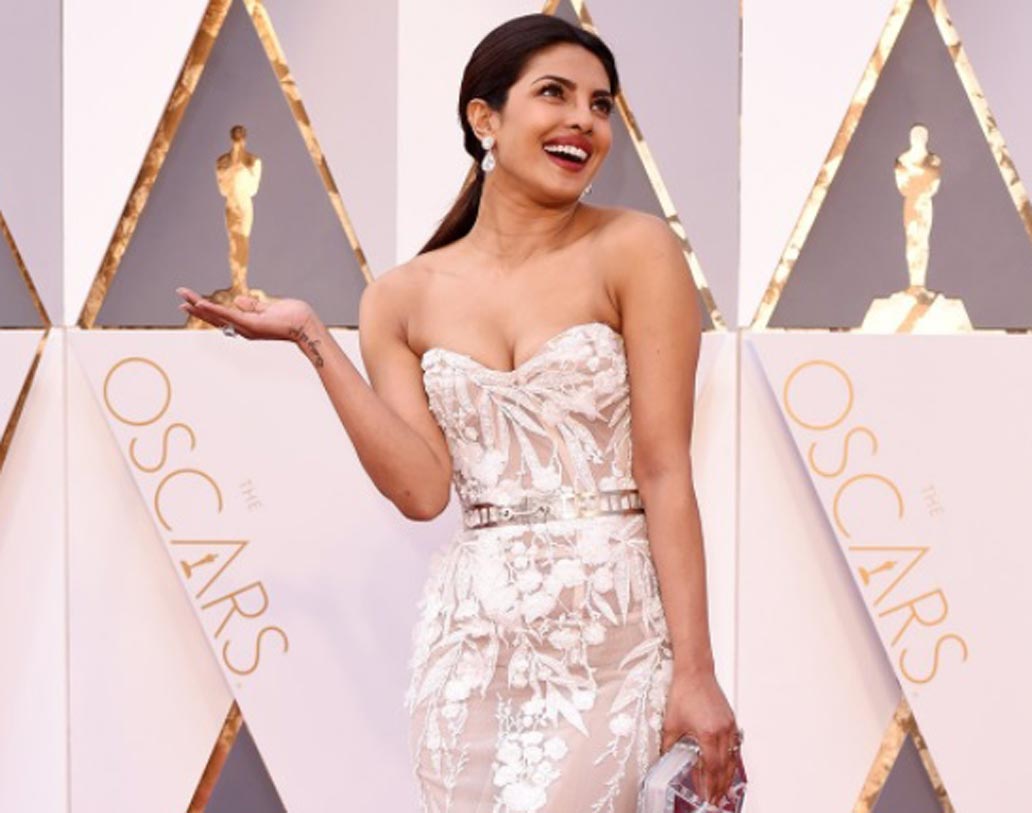 তবে এ বারের অস্কারে দেখা গেল না ‘দেশি গার্ল’ প্রিয়ঙ্কা চোপড়াকে।
