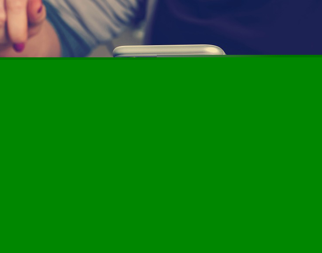 এখনও পর্যন্ত স্যামসাংয়ের এই ফোন হাতে না এলেও গত মাসেই প্রথম বার এর ডেমো দেখা গিয়েছিল বার্সেলোনায় মোবাইল ওয়ার্ল্ড কংগ্রেসে। অ্যাপলের থেকেও স্যামসাংয়ের ফোনে অ্যানিমোজির সংখ্যা অনেক বেশি। তা ছাড়া, ইউজার নিজেই নয়া ইমোজি তৈরি করতে পারবেন এতে। এমনকী, নিজের স্কিন টোন কাস্টমাইজ করা ছাড়াও চুলের রং থেকে শুরু করে তার জামাকাপড়ও সিলেক্ট করতে পারবেন আপনি।