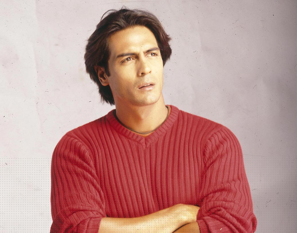 অর্জুন রামপাল: ‘ল্যাপ, দ্য লাউঞ্জ’ নামে দিল্লিতে নিজের রেস্তোরাঁ খুলেছেন এই মডেল অভিনেতা। রেস্তোরাঁর অন্দরসজ্জা রীতিমতো মাথা ঘুরিয়ে দেবে। ইতিমধ্যেই এই রেস্তোরাঁর নাম শীর্ষে রয়েছে।