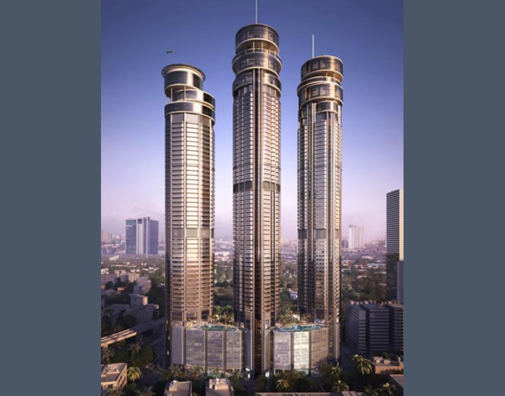 গত বছর ডিসেম্বরে ইতালিতে চার হাত এক হয় ‘বিরুষ্কা’র। তার আগেই ২০১৬ সালে মুম্বইয়ের ওরলিতে এই সি-ফেসিং অ্যাপার্টমেন্ট কেনেন বিরাট।