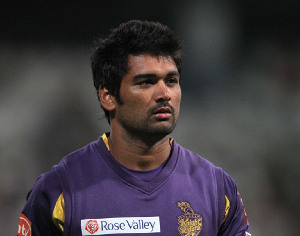 প্রদীপ সাঙ্গওয়ান: দিল্লি ডেয়ারডেভিলসের হয়ে ২০০৯ –এর আইপিএল-এ ১৩ ম্যাচে ১৫ উইকেট নিয়ে চমকে দিয়েছিলেন। কিন্তু, সেই শেষ। তেমন আর কোনও সাফল্য পাননি তিনি।