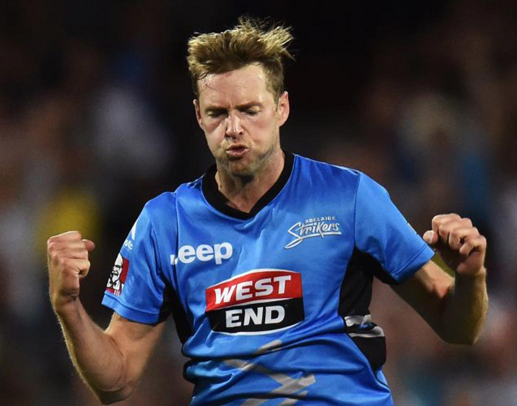 বেন লাফলিন: অস্ট্রেলিয়ার ডানহাতি এই পেসার প্রথম ম্যাচে একেবারেই ভাল বল করতে পারেননি। তবে দিল্লির বিরুদ্ধে রাজস্থানের প্রথম এগারোয় সম্ভবত থাকছেন।