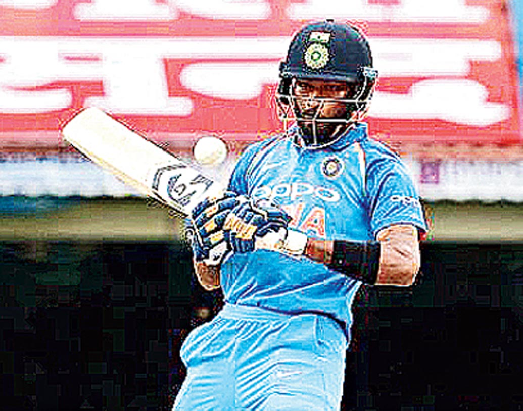 হার্দিক আপারকাট: তেন্ডুলকর এই শটের মাস্টার ছিলেন। অফস্টাম্পের উপর শর্ট বল চামচের মতো তুলে দাও স্লিপের উপর দিয়ে। এখন ভাল মারেন হার্দিক পাণ্ড্য।