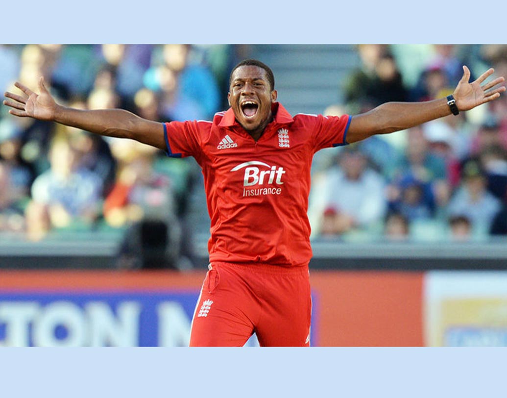 ক্রিস জর্ডন (সানরাইজার্স হায়দরাবাদ): প্রথম শ্রেণির ক্রিকেটে সেঞ্চুরি রয়েছে ইংল্যান্ডের এই পেসারের। পিঞ্চ হিটার হিসাবে ব্যাটের হাতটা যথেষ্ট ভাল জর্ডনের। ধবনের সঙ্গে তাঁকে নামিয়ে পরীক্ষা করা যেতেই পারে।