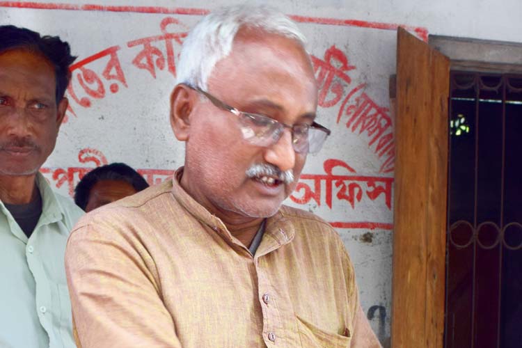 Bengal Panchayat Elections 2018:   TMC accused of threaten oppn candidates