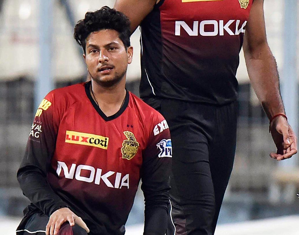 কুলদীপ যাদব: বাঁহাতি এই চায়নাম্যান এখনও পর্যন্ত ততটা সফল না হলেও এ দিন তিনি দলে থাকছেন।