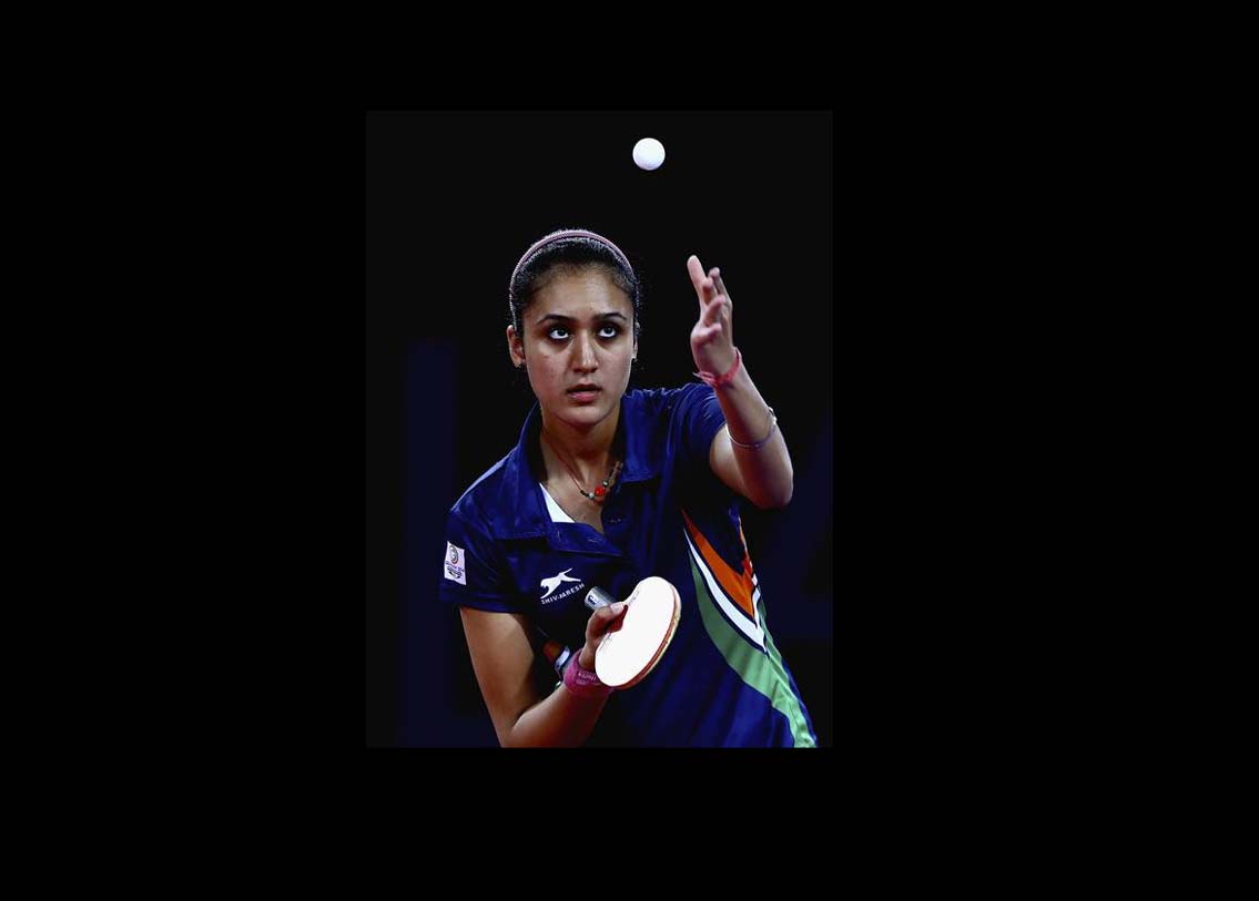 ১৯৯৫ সালে ১৫ জুন দিল্লিতে জন্ম মানিকা বাত্রার। আলিয়া ভট্ট তাঁর পছন্দের অভিনেত্রী। দেখতে পছন্দ করেন আমেরিকার টিভি সিরিয়াল বিগ ব্যাং থিয়োরি। এর পাশাপাশি ফটোশুট করতে এবং মিউজিকের তালে পা মেলানোও ভীষণ পছন্দ তাঁর।