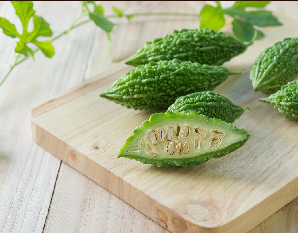 বর্তমান প্রজন্মের একটা বড় অংশ ওবেসিটির শিকার। বিশেষজ্ঞদের মতে, করলার রস ফ্যাট সেলগুলো বার্ন করে এবং সেই জায়গায় নতুন ফ্যাট সেল তৈরি হতে বাধা দেয়। ডায়বিটিস রোগীদের জন্যও করলার রস খুব উপকারি।