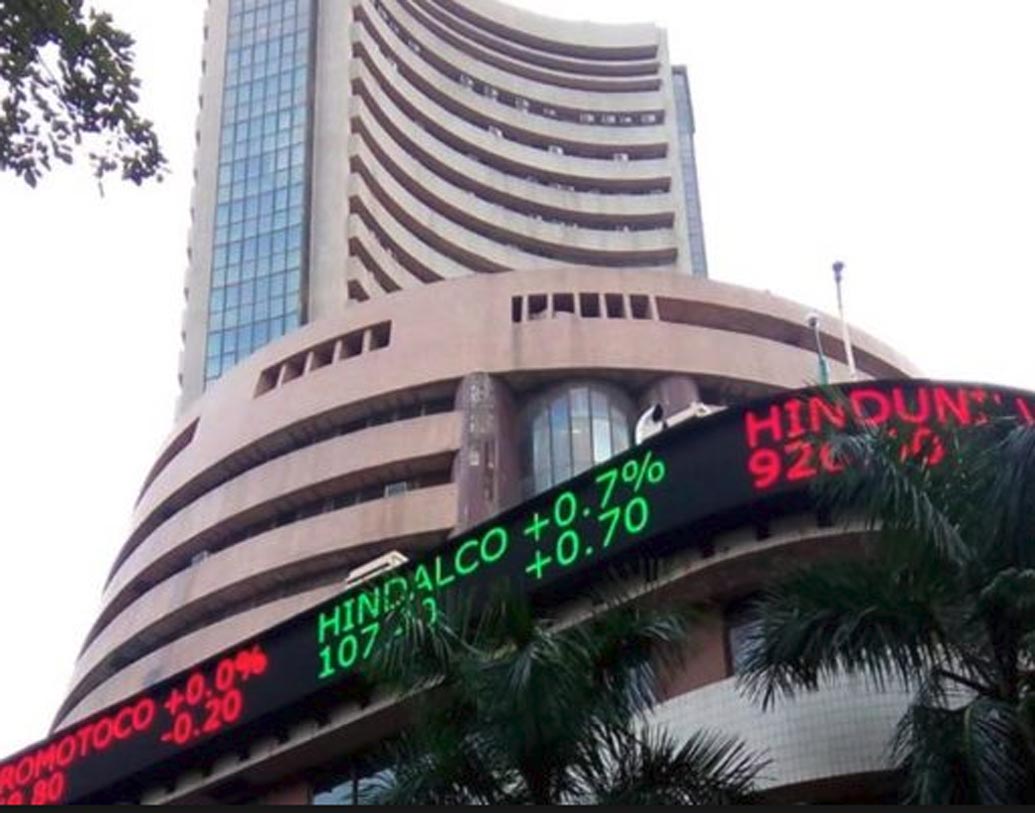 তবে, ওই ইন্ডিকেটরগুলির তথ্য বিবেচনা করে স্টক কেনা বা বিক্রির আগে লগ্নিকারীদের বিশেষত খুচরো ব্যবয়ায়ীদের আর্থিক উপদেষ্টাদের পরামর্শ নেওয়া উচিত বলেই মত বিশেষজ্ঞদের।