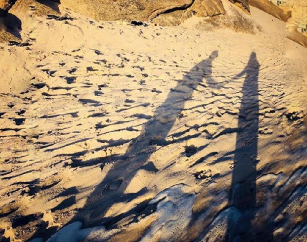 সুরভিনের এই কেপটাউন হলিডের ছবি সোশ্যাল মিডিয়ায় নজর কেড়েছে। নায়িকার গ্ল্যামারের প্রশংসা করেছেন নেটিজেনরা।