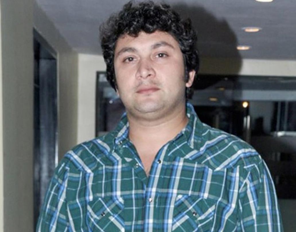 বর্মা গ্রামেই এখনও রয়েছে রাজেশদের পৈতৃক ভিটে। মুম্বই মিররকে দেওয়া একটি সাক্ষাৎকারে রাজেশ বলেছেন, ‘গত বছরে যখন বর্মা গিয়েছিলাম নিজের চোখে বিশ্বাসই করতে পারছিলাম না। চোখের সামনে অগুনতি শাক-সবজি আর ফলমূল। আমার বাবা একটা পতিত জমিকে চাষযোগ্য করে তুলেছিলেন। সেই জমিতে কোনও রকমের রাসায়নিকের ব্যবহার ছাড়াই আজ এত ফলন।’