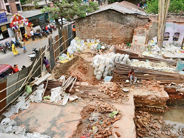 Kolkata News: Police arrested a man named Vivek Singh on charges of attempt to murder