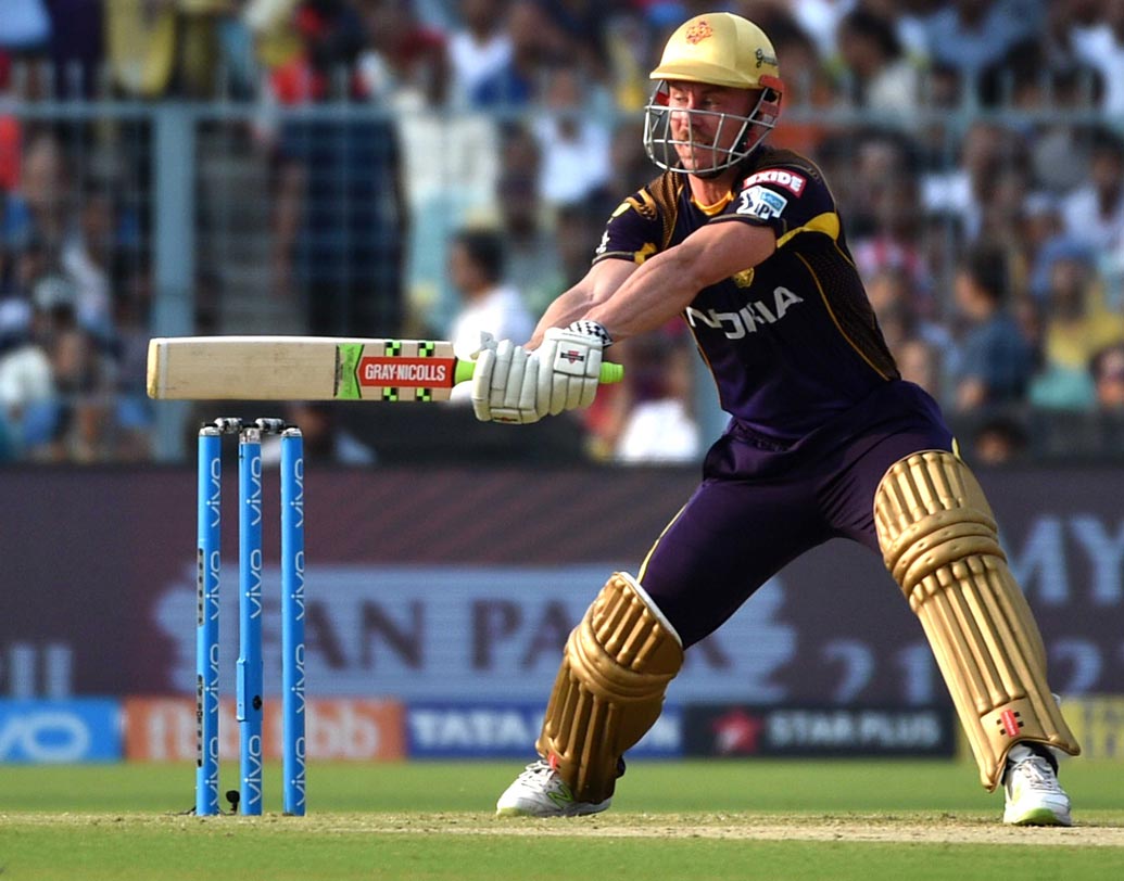 কিংস ইলেভেনের বিরুদ্ধে দুর্দান্ত পারফরম্যান্স ক্রিস লিনের। চারটে ওভার বাউন্ডারি ও ৬টা বাউন্ডারি সহযোগে ৭৪ রান রান করেন। ছবি: সুদীপ্ত ভৌমিক।