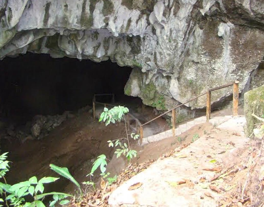 ক্রেম পুরীর আগে বিশ্বের দীর্ঘতম বেলেপাথরের গুহা হিসাবে রেকর্ড ছিল ভেনেজুয়েলার কিউয়েভা ডেল সামান-এর। এর দৈর্ঘ্য ১৮,২২০ মিটার বা ১৮.২ কিলোমিটার।