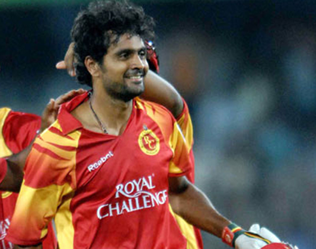 বালাচন্দ্র অখিল: বেঙ্গালুরুর হয়ে ডেকানের বিরুদ্ধে তার ৭ বলে ২৭ ছাড়া মনে রাখার মতো তেমন কিছু করেননি কর্নাটকের এই অলরাউন্ডার। নাইটদের বিরুদ্ধে সেই ম্যাচে কোনও রানই করেননি তিনি। বর্তমানে কর্নাটক প্রিমিয়ার লিগের একটি দলের ক্যাপ্টেন অখিল।