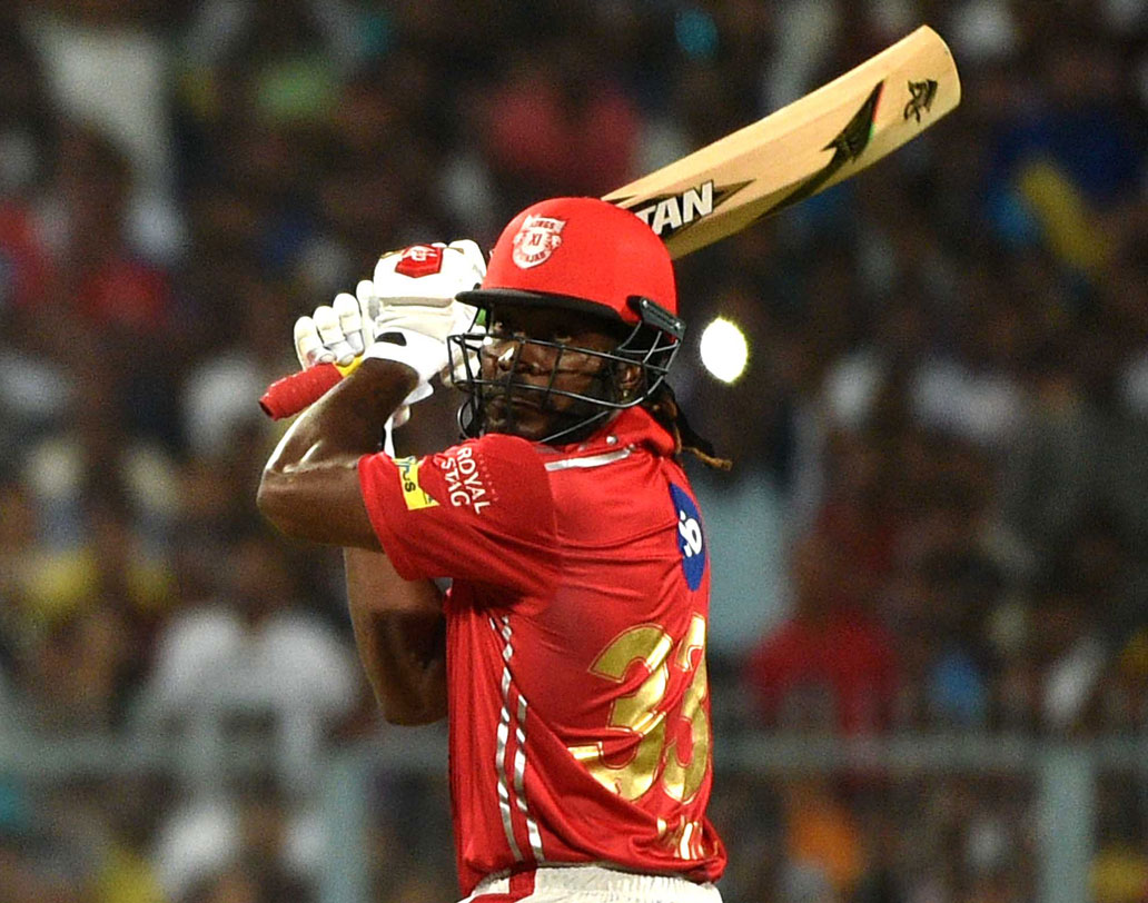 ক্রিস গেল: এই মুহূর্তে ফর্মের তুঙ্গে। ওপেনিং ব্যাটসম্যান হিসেবে গেল-এর বিকল্প ভাবার কোনও প্রশ্নই নেই।