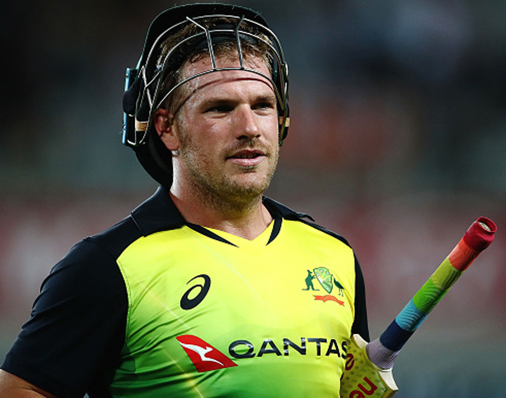 অ্যারন ফিঞ্চ: অজি ক্রিকেটারটির উপর বিশেষ ভরসা পঞ্জাবের। টি-২০ ম্যাচে সব সময়েই ভয়ঙ্কর। দ্রুত রান তোলার ক্ষমতাও রয়েছে। তবে এখনও পর্যন্ত পরিচিত ফিঞ্চের ঝলক দেখা যায়নি।