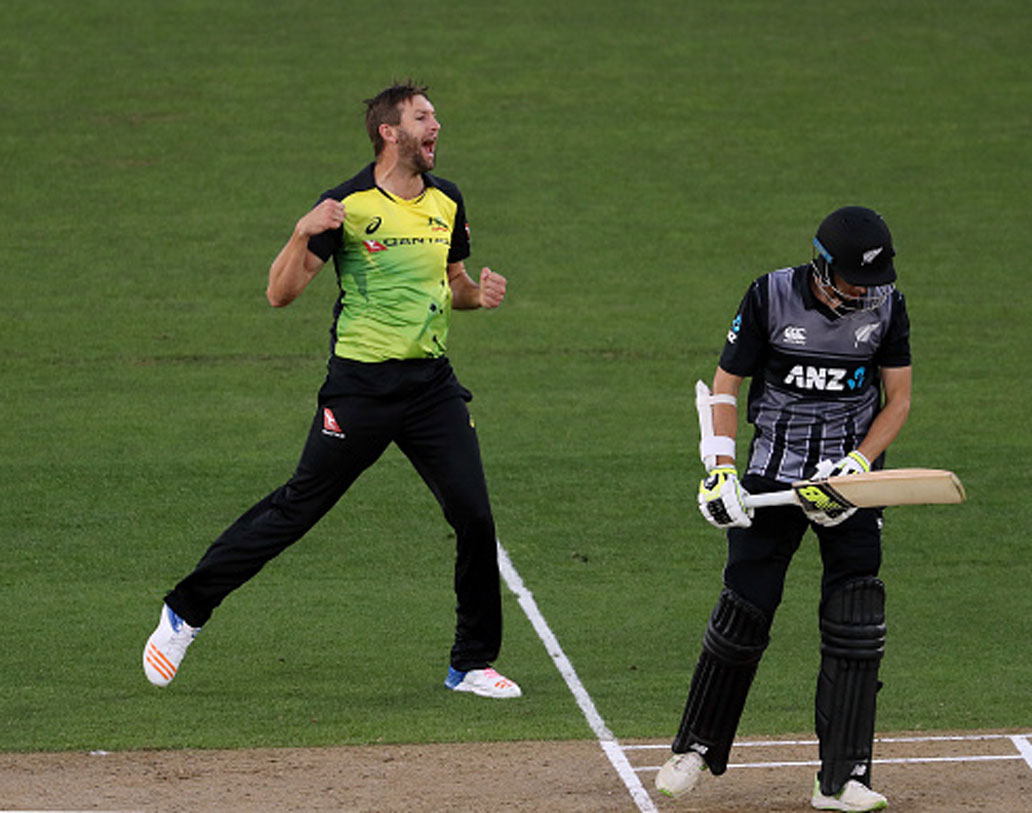 অ্যান্ড্রু টাই: বোলিংয়ের অনেকটাই নির্ভর করছে টাইয়ের উপর। গত ম্যাচে দুটি উইকেটও পেয়েছেন। যথেষ্ট ভাল বলও করেছেন। ফলে এ ম্যাচে তাঁর বাদ পড়ার সম্ভাবনা নেই।