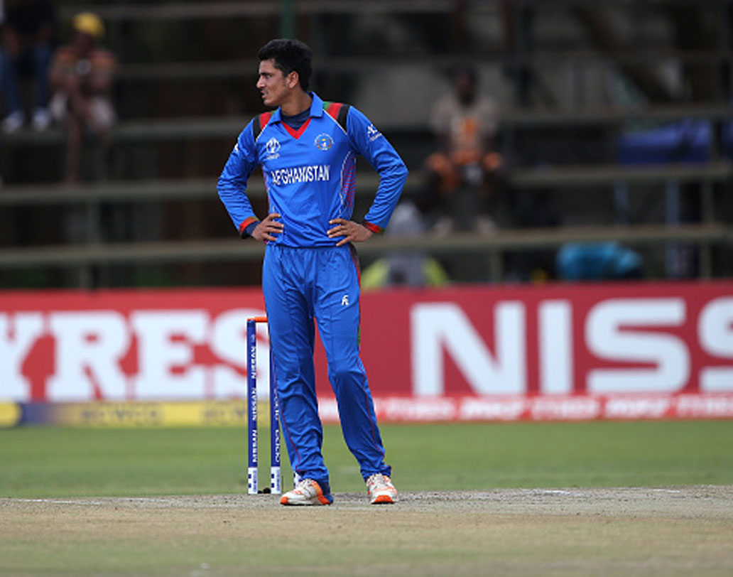 মুজিব জাদ্রান: কলকাতার বিরুদ্ধে বল হাতে মোটামুটি সফল। ফলে দিল্লির বিরুদ্ধে দলে নিশ্চিত ১৭ বছরের এই আফগান স্পিনার।