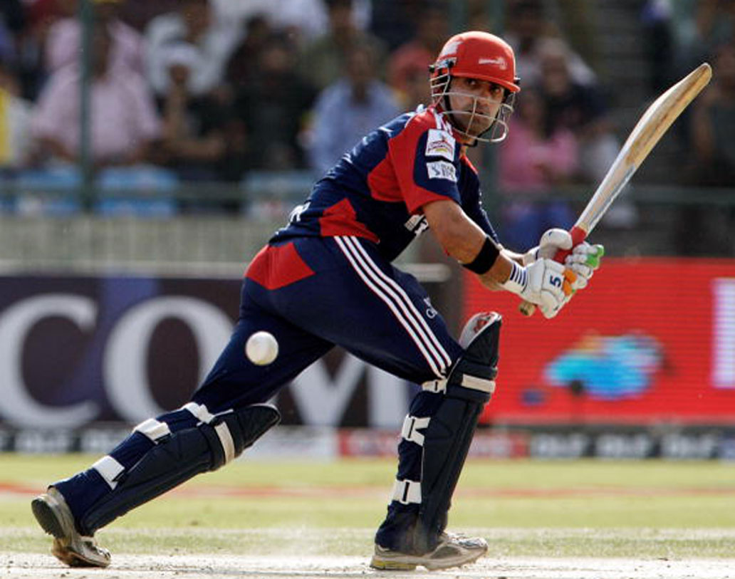 গৌতম গম্ভীর: আইপিএলে তাদের প্রথম ম্যাচে জয়ের অন্যতম কারিগর। প্রথম আইপিএলে দুরন্ত ফর্মে থাকা গম্ভীর দ্বিতীয় সর্বোচ্চ রানাধিকারী হয়েছিলেন। দিল্লির হয়ে কয়েক বছর খেলে কলকাতায় এসে দু’টি ট্রফি জেতেন। এ বারে ফের দিল্লির হয়ে খেলছেন।