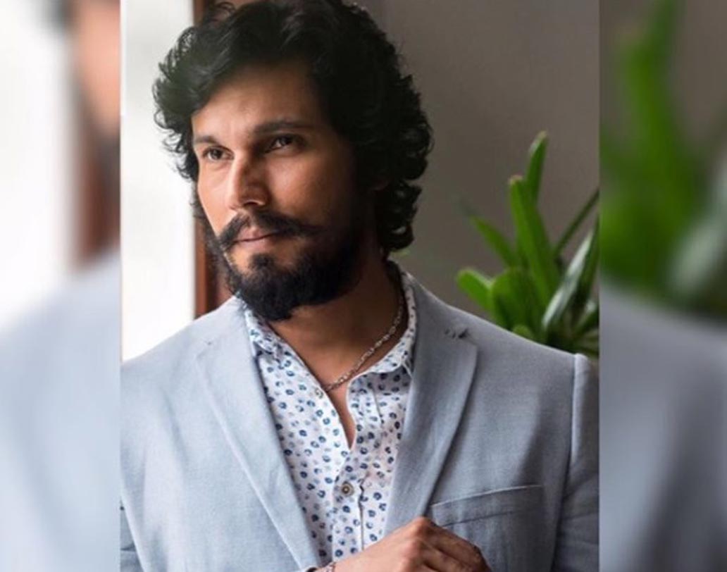 অভিনেতা রণদীপ হুদার প্রথম উপার্জন ৪০ ডলার। ভারতীয় মুদ্রায় প্রায় দু হাজার সাতশো টাকা। গাড়ি ধুয়ে এই টাকা উপার্জন করেছিলেন রণদীপ। অভিনেতা একটি সাক্ষাত্কারে জানিয়েছিলেন, রণদীপ ওই টাকা দিয়ে বিয়ারের একটি ক্যান কিনেছিলেন।