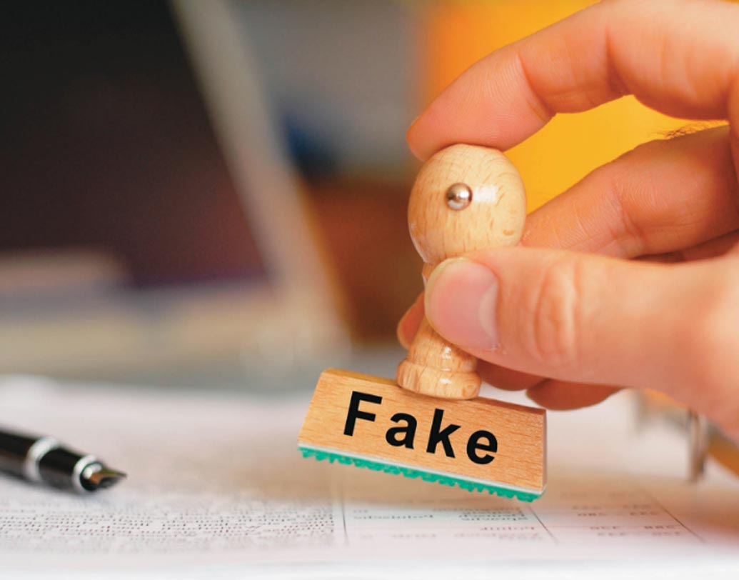 রয়েছে এমন আরও বিশ্ববিদ্যালয় যেমন, ইন্দ্রপ্রস্থ শিক্ষা পরিষদ, (মকানপুর, উত্তরপ্রদেশ), গুরুকুল বিশ্ববিদ্যালয় (বৃন্দাবন, উত্তরপ্রদেশ), নবভারত শিক্ষা পরিষদ, অনুপূর্ণা ভবন (ওডিশা), নর্থ ওডিশা ইউনিভার্সিটি অফ এগ্রিকালচার অ্যান্ড টেকনো‌লজি (ওডিশা), শ্রী বোধি অ্যাকাডেমি অব হায়ার এডুকেশন (পুদুচেরী)।