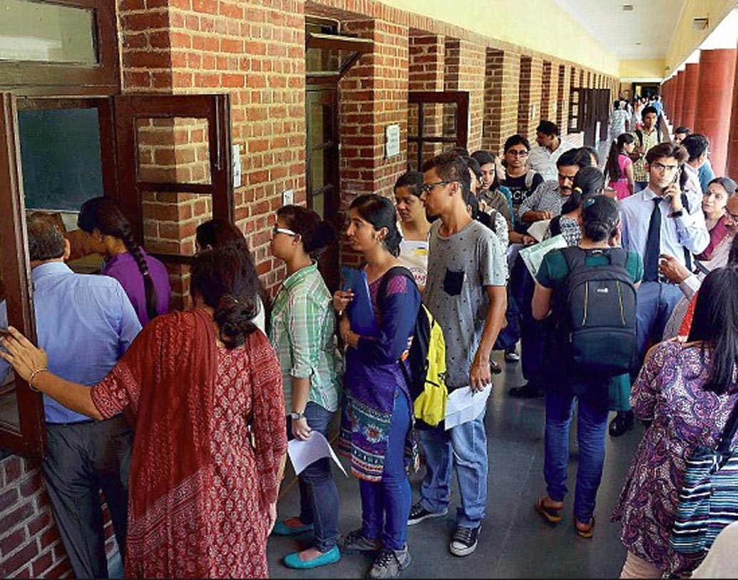 ইউজিসি কর্তৃপক্ষ জানিয়েছে, ওই সব রাজ্যকে ভুয়ো বিশ্ববিদ্যালয়গুলির বিরুদ্ধে পদক্ষেপ নিতে বলা হয়েছে। পাশাপাশি, পড়ুয়াদেরও সতর্ক করার কথা হলা হয়েছে সরকারকে। ইউজিসির ওয়েবসাইটে (www.ugc.ac.in) গেলেও পাওয়া যাবে এই সব ভুয়ো বিশ্ববিদ্যাগুলির নাম।