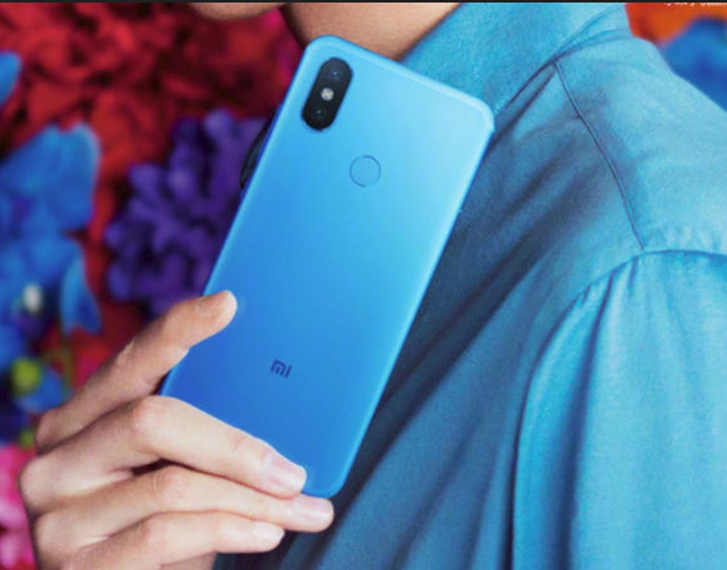 শুক্রবার চিনের স্থানীয় সময় সকাল ১০টা থেকে এমআই ৬এক্সের বিক্রি শুরু হবে বলে জানিয়েছে শাওমি। ৪ জিবি র‌্যাম ও ৬৪ জিবি স্টোরেজের ফোনের দাম পড়বে প্রায় ১৬,৯০০ টাকা, ৬ জিবি র‌্যাম ও ৬৪ জিবি স্টোরেজের দাম প্রায় ১৯,০০০ টাকা এবং ৬জিবি র‌্যাম ও ১২৮ জিবি স্টোরেজের ফোনের দাম হবে ২১,০০০ টাকার কাছাকাছি।