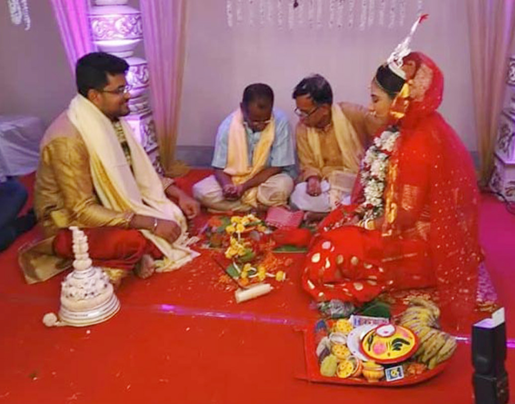 ‘গানের ওপারে’ ধারাবাহিকে প্রথম নজর কাড়েন তানিয়া। এই মুহূর্তে ‘রানি রাসমণি’ ধারাবাহিকে তাঁর অভিনয় দেখছেন দর্শক।