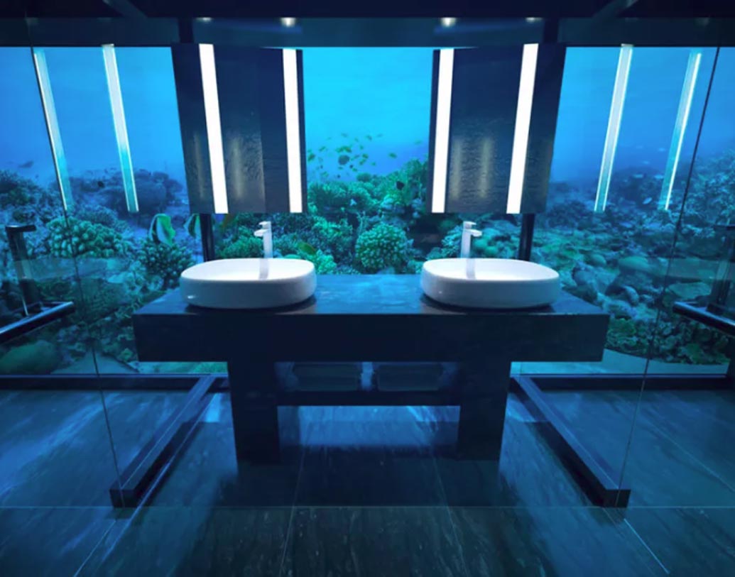 সমুদ্রের ১৬ ফুট নীচে ওই বাংলোর নাম হবে ‘মুরাকা’। স্থানীয় ধিভেহি ভাষায় যার অর্থ প্রবাল। বাংলোর ঘরে বসেই রঙবেরঙের প্রবাল প্রাচীরের শোভা নিতে পারবেন পর্যটকেরা। বেডরুমে বসেই দেখবেন আপনার চারপাশে খেলা করে বেড়াচ্ছে মাছ ও অক্টোপাসেরা। ভাগ্যে থাকলে দু’একটা খুনে হাঙরও যে চোখে পড়বে না তা নয়।