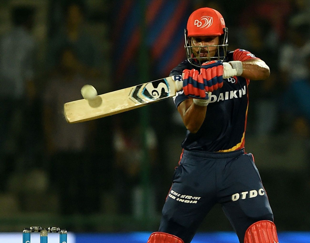 গত সপ্তাহে ভারতীয় ক্রিকেট বোর্ডের সচিব জয় শাহ স্পষ্ট করে দিয়েছেন যে কেন্দ্রীয় চুক্তির আওতায় থাকা ক্রিকেটারেরা যদি ঘরোয়া ক্রিকেট খেলতে না চান তা হলে তাঁদের বিরুদ্ধে কড়া ব্যবস্থা নেওয়া হবে।