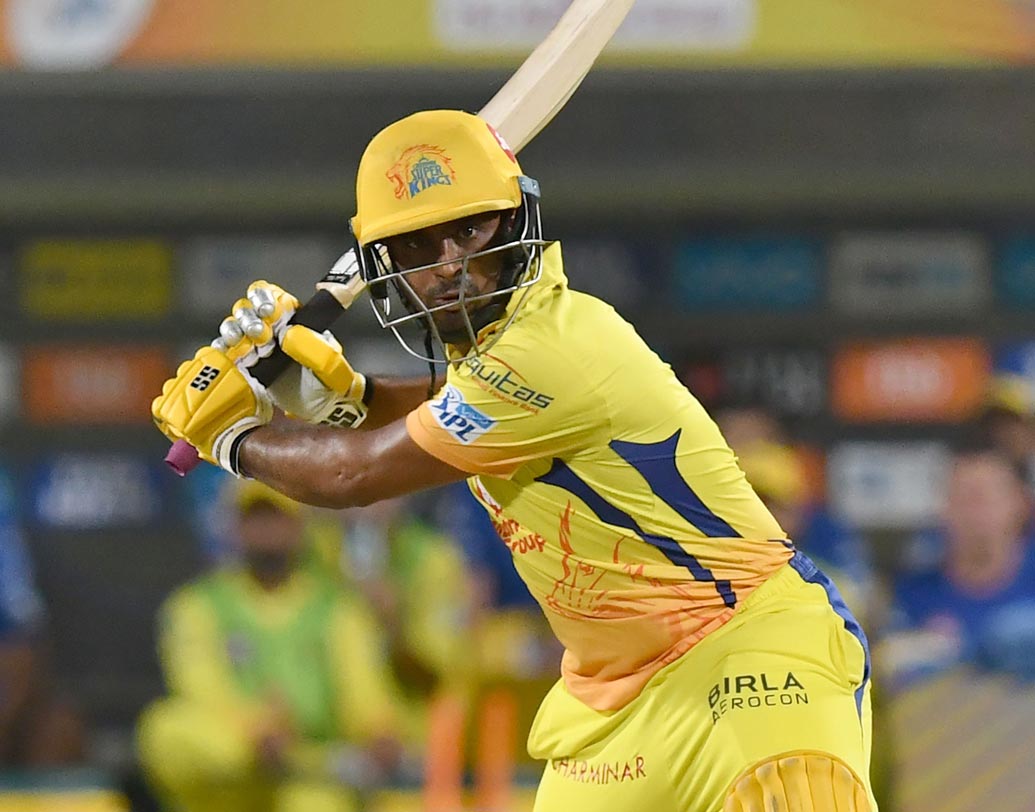 অনেক দিন আগে থেকেই জানা গিয়েছিল যে রায়ডু ওয়াইএসআর কংগ্রেসে যোগ দেবেন। গত বছরের ২৮ ডিসেম্বর ওয়াইএসআর কংগ্রেস সমাজমাধ্যমে পোস্ট করে জানায় যে, রায়ডু তাদের দলে যোগ দিলেন।