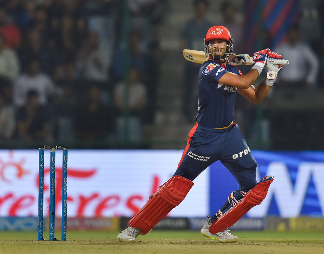 শ্রেয়াস আইয়ার: অধিনায়কত্ব পাওয়ার পর যেন নতুন রূপে দেখা গিয়েছে আইয়ারকে। বিধ্বংসী ফর্মে থাকা আইয়ার দিল্লির এই মুহূর্তে সবচেয়ে বড় ভরসা। ছবি: পিটিআই।