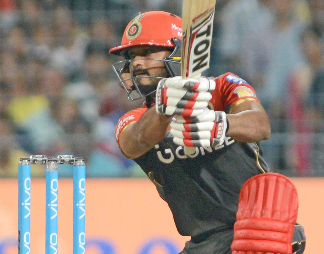 কেদার যাদব: আমাদের দলের উইকেটরক্ষক যিনি বল ও ব্যাটে যথেষ্টই সাবলীল। পার্ট টাইম উইকেট কিপিং করতে পারেন বলেই তাঁকে দলে রাখা হল।