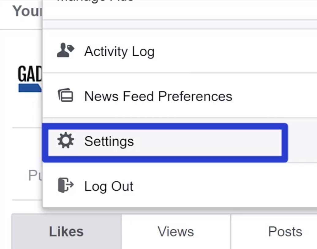 আপনার ফেসবুক অ্যাকাউন্টে লগ ইন করুন। এ বার ডান দিকের ডাউন অ্যারো-তে গিয়ে সেটিংস মেনুতে যান।
