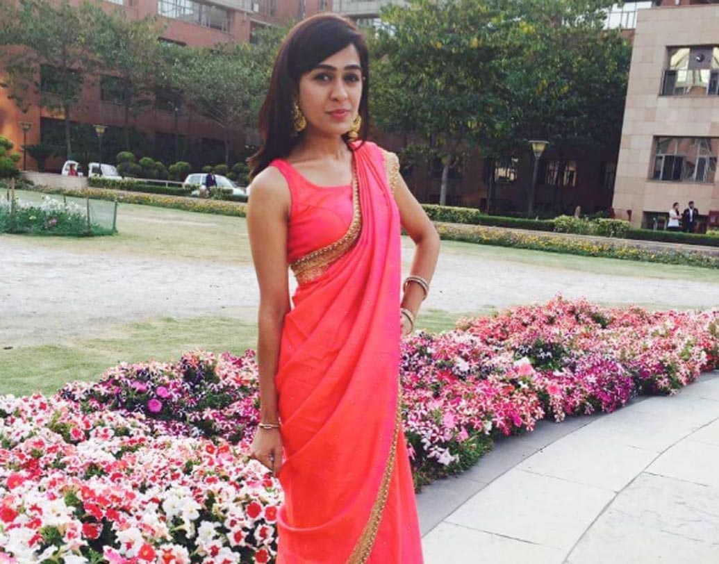 তেজপ্রতাপের বিয়ে নিয়ে বহু দিন ধরেই জল্পনা চলছিল। সম্প্রতি তাঁর পরিবার ঘোষণা করেছে, পটনার মৌর্য হোটেলে চলতি মাসের ১৮ তারিখে আংটি বদল করবেন তেজ-ঐশ্বর্য। বিয়ের অনুষ্ঠান হবে ১২ মে পটনা পশু হাসপাতালে।