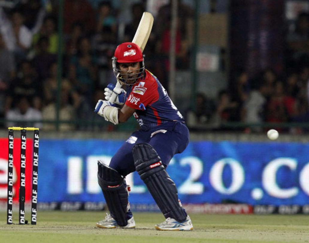 মাহেলা জয়বর্ধনে: শ্রীলঙ্কার এই প্রাক্তন অধিনায়ক অবশ্য আইপিএল-এ তেমন দাগ কাটতে পারেননি। কিঙ্গস ইলেভেন পঞ্জাব, কোচি, দিল্লি ডেয়ারডেভিলসের হয়ে ৩০ ম্যাচে অধিনায়কত্ব করেছেন। কিন্তু, ১০ ম্যাচ জেতাতে পেরেছেন তিনি।