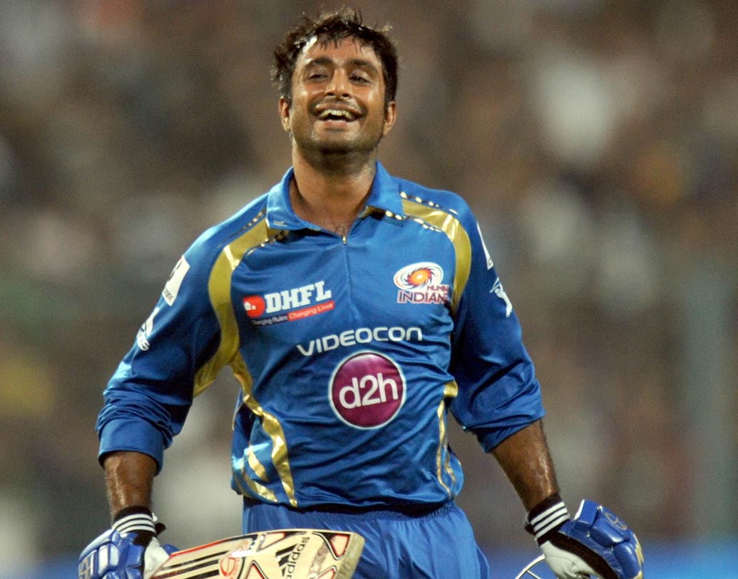 অম্বাতী রায়ুডু: ১১৪ ম্যাচে রান করেছেন ২৪১৬। গড় ২৭-এ বেশি। শতরান না থাকলেও এখনও পর্যন্ত ১৪টি অর্ধশতরান রয়েছে তাঁর।