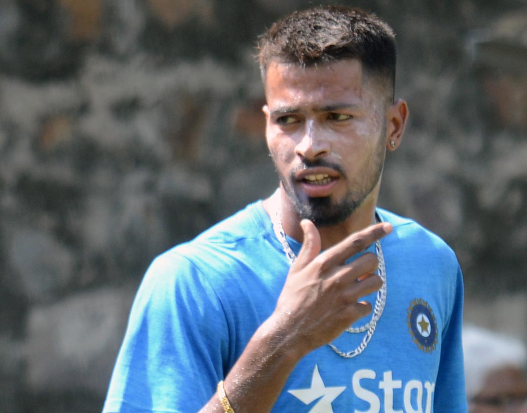 হার্দিক পাণ্ড্য: ৩৭টি ম্যাচে করেছেন ৪০৬ রান। গুরুত্বপূর্ণ আলরাউন্ডার হিসেবে দলের অন্যতম ভরসা। দশটি উইকেট রয়েছে তাঁর দখলে।