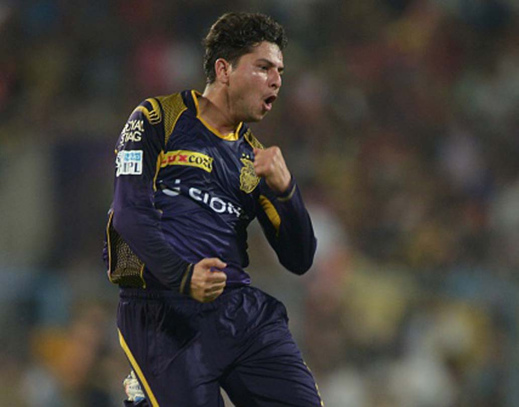 কুলদীপ যাদব: এই তরুণ চায়নাম্যান কেকেআর বোলিংয়ের অন্যতম শক্তি। এখনও পর্যন্ত ১৫টি আইপিএল ম্যাচে ১৮ উইকেট পেয়েছেন।