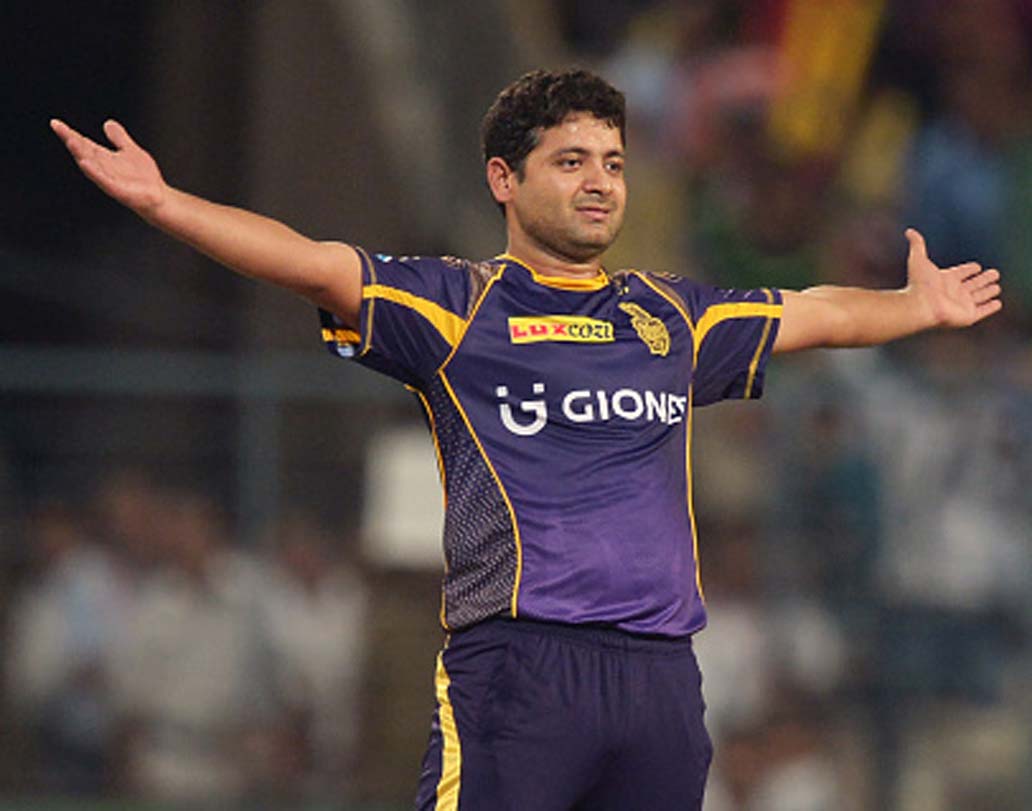 পীযূষ চাওলা: চাওলাকে এই আইপিএল-এ দলে নিতে  ৪ কোটি ২০ লক্ষ টাকা খরচ করেছে কেকেআর। ১২৯ ম্যাচে ১২৬ উইকেট পেয়েছেন। ব্যাট হাতেও কিছু গুরুত্বপূর্ণ রান দলের জন্য করে দিতে পারেন।