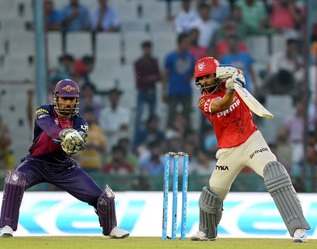 মনন ভোরা: ৪৫টি আইপিএল ম্যাচে করেছেন ৯৫৭ রান। স্ট্রাইক রেট ১৩২.৭৩।