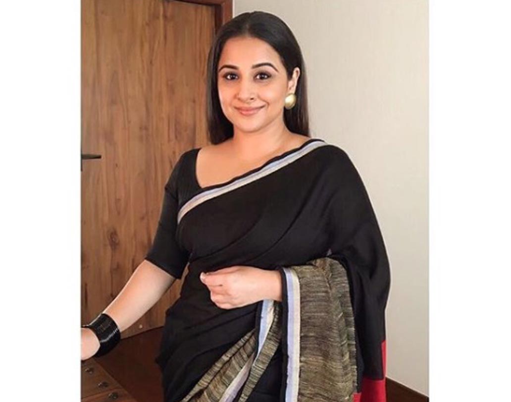 বিদ্যা বালন ঘুষ দিয়েছিলেন। মু্ম্বইতে তাঁর নতুন বাড়ির রেজিস্ট্রেশনের সময় সরকারি অফিসারদের ঘুষ দিয়েছিলেন নায়িকা। একটি সাক্ষাত্কারে নিজেই জানিয়েছিলেন এই কথা।