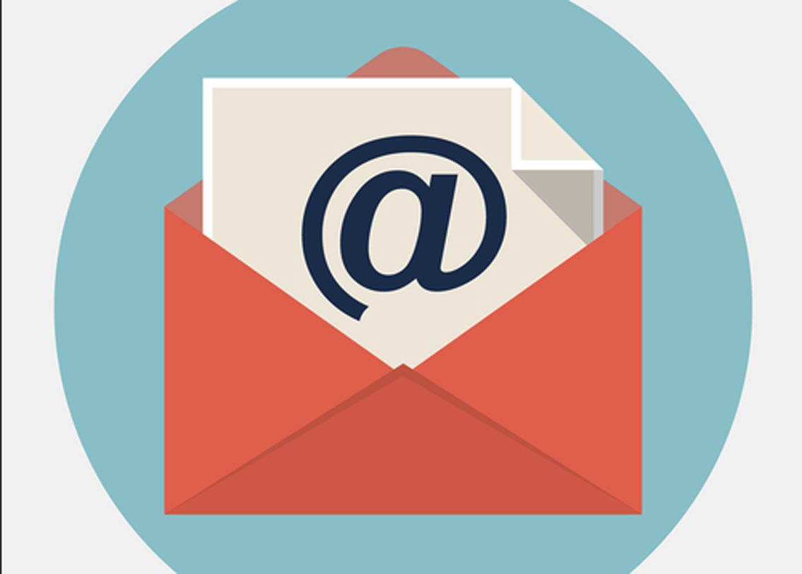 আপনার ই-মেলে প্রথম যেটা বসের চোখে পড়বে তা হল ‘সাবজেক্ট লাইন’। তাই ই-মেলের বিষয় অনুযায়ী একটা নির্দিষ্ট ‘সাবজেক্ট লাইন’ দেওয়াটা খুবই জরুরি।