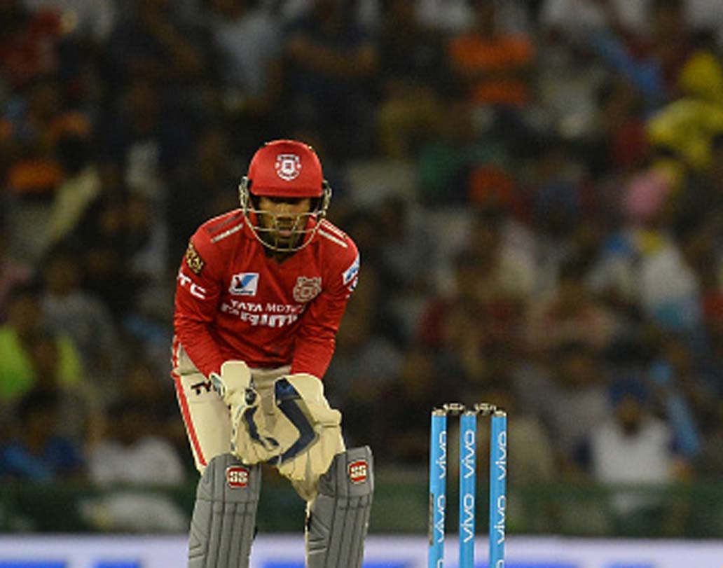 ঋদ্ধিমান সাহা: এই মুহূর্তে ভারতের অন্যতম সেরা উইকেটরক্ষক। ব্যাটিং হাত যথেষ্ট ভাল। ১০৪টি আইপিএল ম্যাচে করেছেন ১৫৫৭ রান। উইকেটের পিছনে অবশ্যই দলের বড় ভরসা। ওয়ার্নারের অনুপস্থিতিতে ওপেন করতে পারেন।