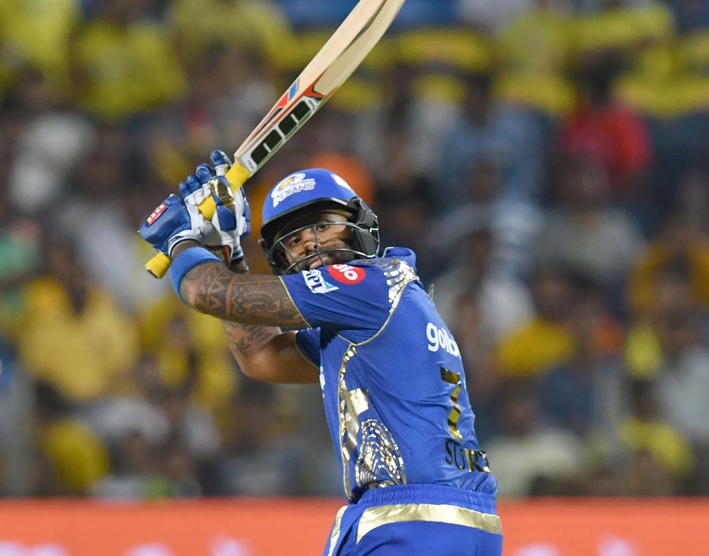 সূর্যকুমার যাদব: ফর্মে থাকা সূর্যকুমারের হাত ধরে শুরুতেই ঝড় তোলার পরিকল্পনা রয়েছে রোহিতদের।