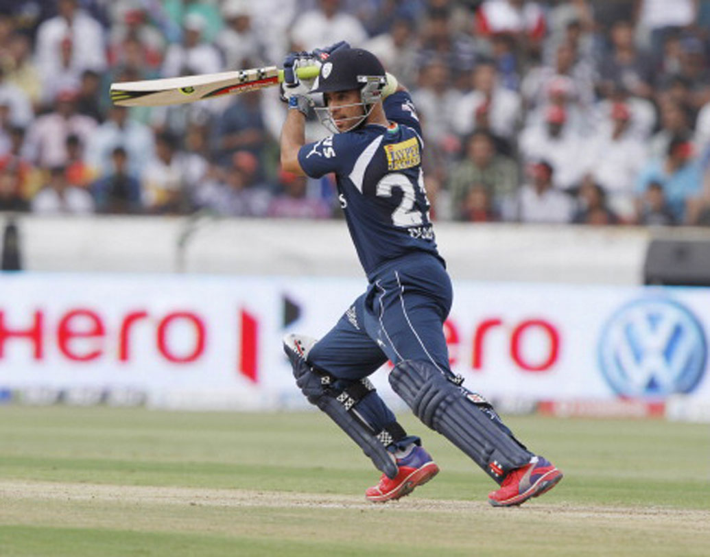 জেপি দুমিনি: বাঁহাতি দুমিনি টি২০ ম্যাচে সব সময়েই ভয়ঙ্কর। বাড়তি পাওনা তাঁর ফিল্ডিং। এ সব কারণেই বিরাটদের বিরুদ্ধে দলে থাকছেন।